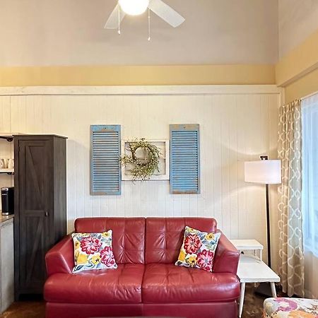 Haven At Hazel~Downtown Bungalow Demorest Eksteriør bilde